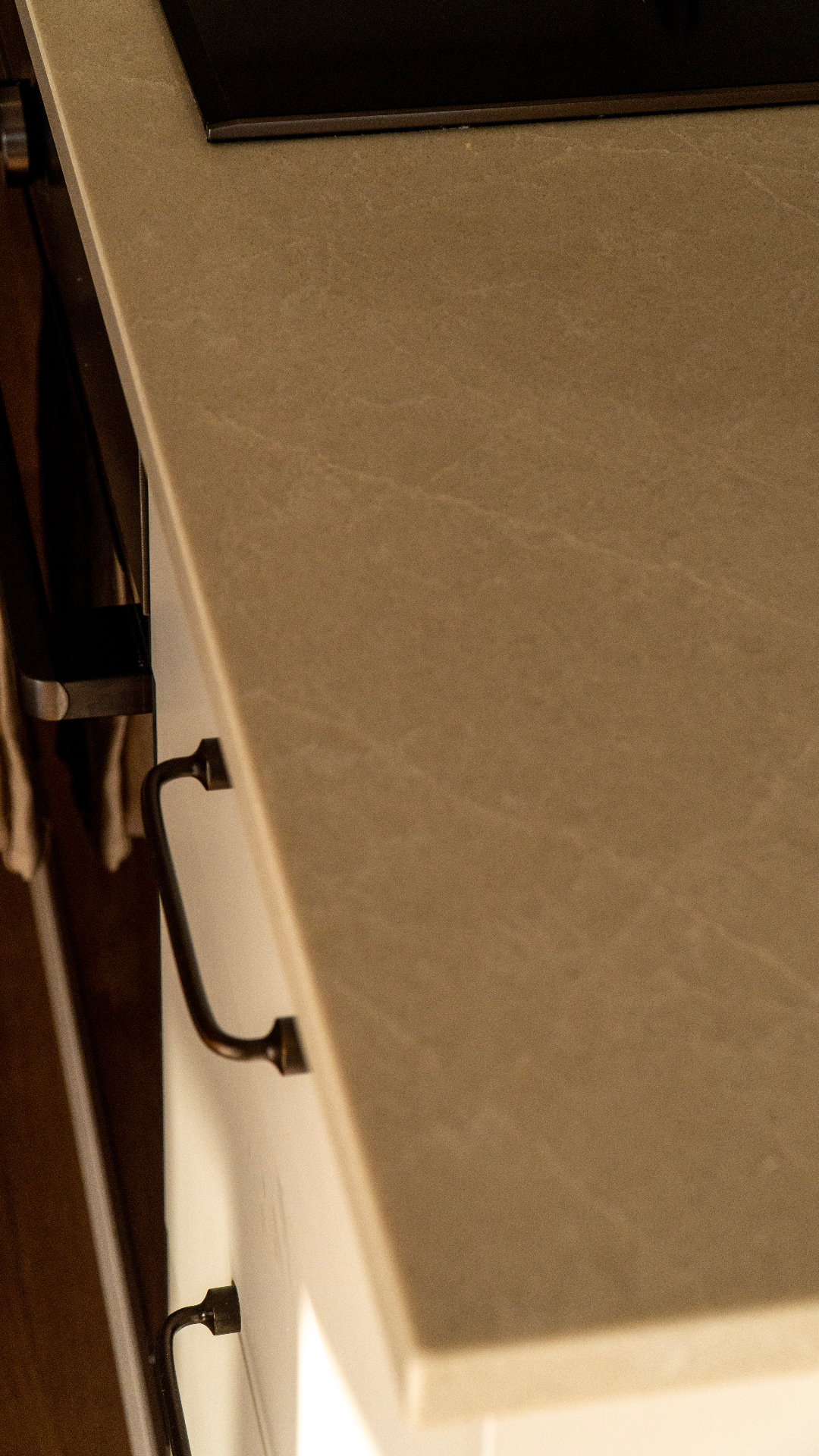 Stone Edge Close-Up